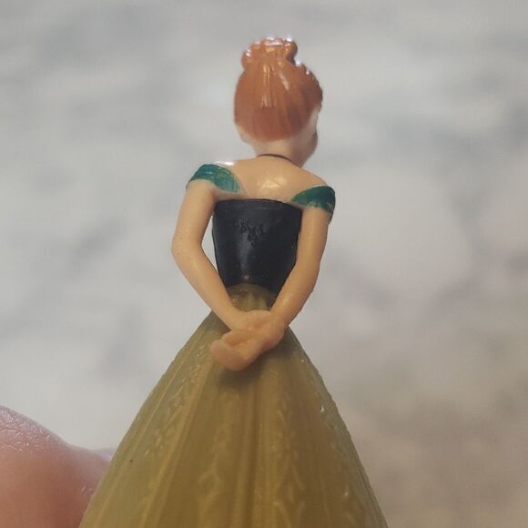 Frozen Disney Cake Topper - Picture 5 of 5